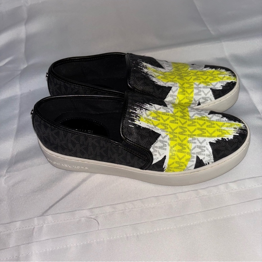 Michael Kors Women's Teddi Slip-On Sneaker Slip-On Shoes Size 7 - Picture 4 of 9